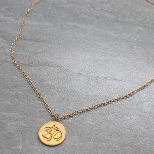 รm gold pendant on chain